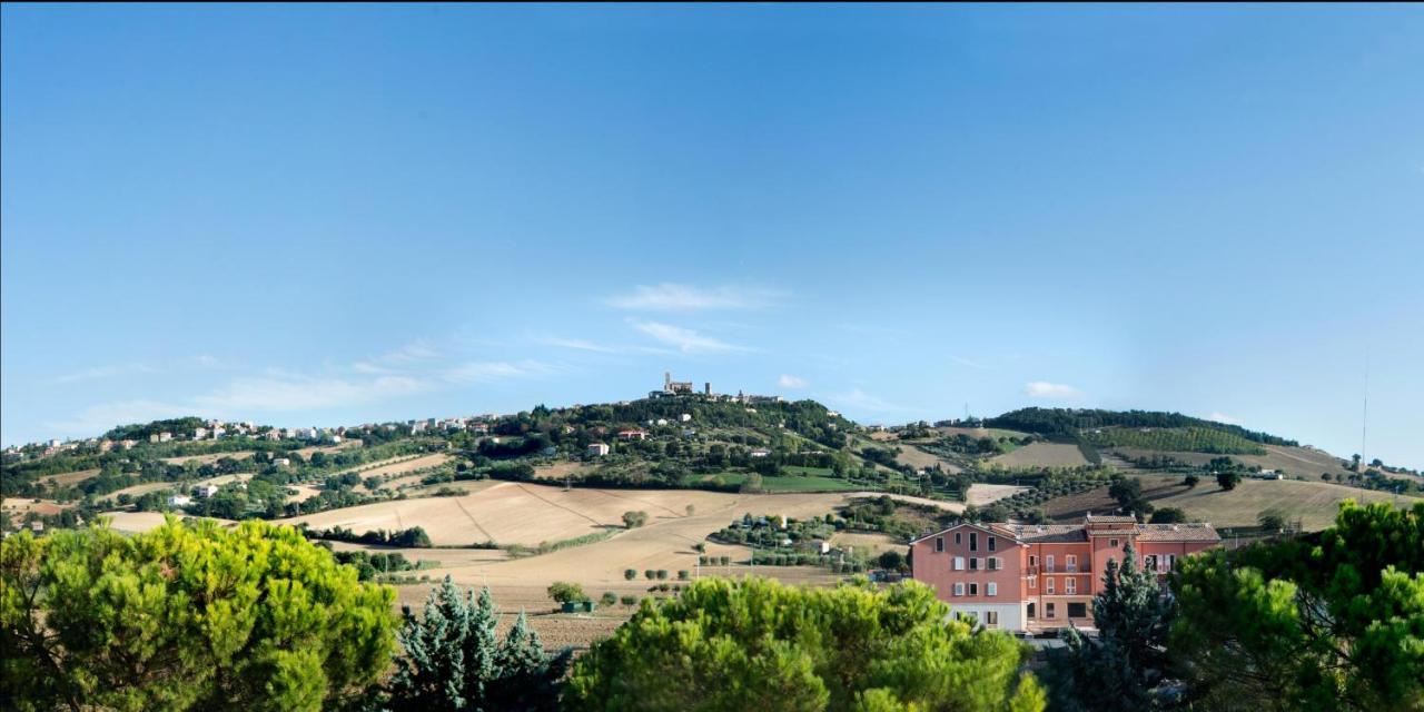 Hotel Torresi Potenza Picena Zewnętrze zdjęcie