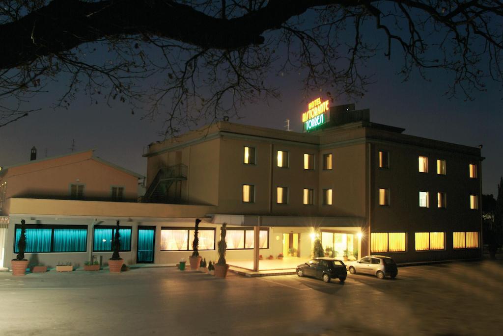 Hotel Torresi Potenza Picena Zewnętrze zdjęcie